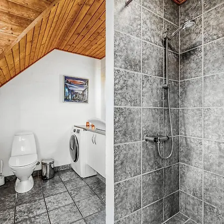 Family-friendly With Pool, Located Close To The North Sea In Vrist, *