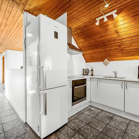 Family-friendly With Pool, Located Close To The North Sea In Vrist Dom wakacyjny Harboør