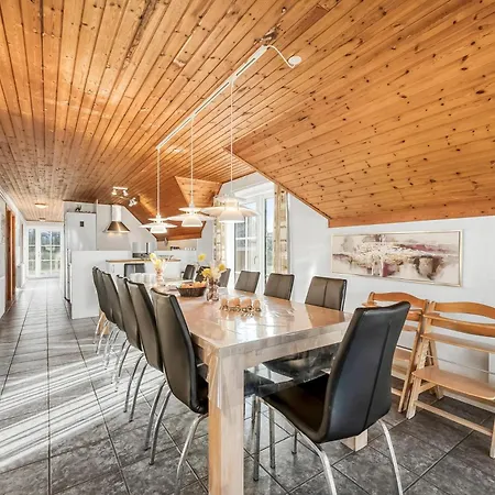 Family-friendly With Pool, Located Close To The North Sea In Vrist, *
